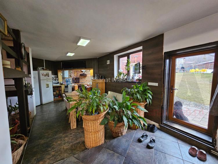 Pensiune + 2 Case, Piscina, Iaz, Garaj, Curte 3.200 mp, panouri |VIDEO - 15