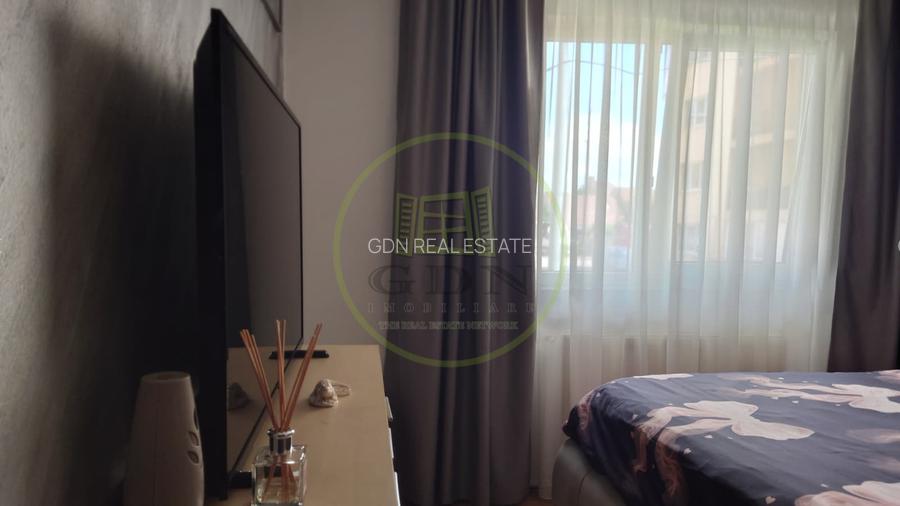 Apartament de vanzare cu trei camere, zona Turnisor. - 8