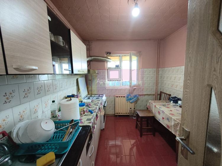 Apartament 3 camere construit 1986 Preț Foarte Bun Colentina- M.Bacilă - 4