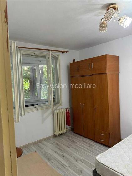 Apartament 2 camere Sos.Colentina Sector 2 - 6