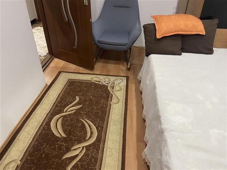 Apartament 3 camere , zona ultracentrala -Casa de Pensii Focsani, decomandat, im - 13