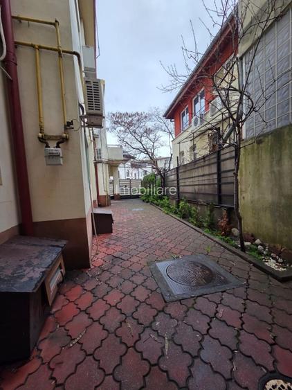 Vilă / Spațiu Birouri /Spatiu Muncitori - Sector 2 | 3.000€/lună negociabil - 2