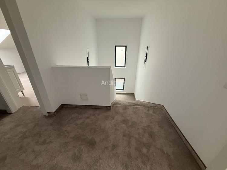 Vilă contemporană , finalizată în 2024, situată pe o stradă privată. - 14