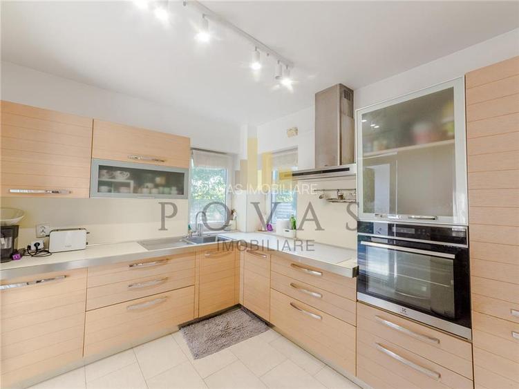 Vanzare Casa 6 Camere Otopeni Odaii - 7