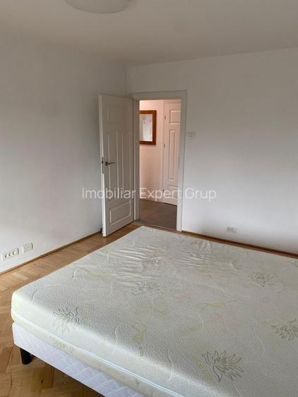 3 camere decomandat, 90 mp, vedere Mănăstirea Radu Vodă - 10