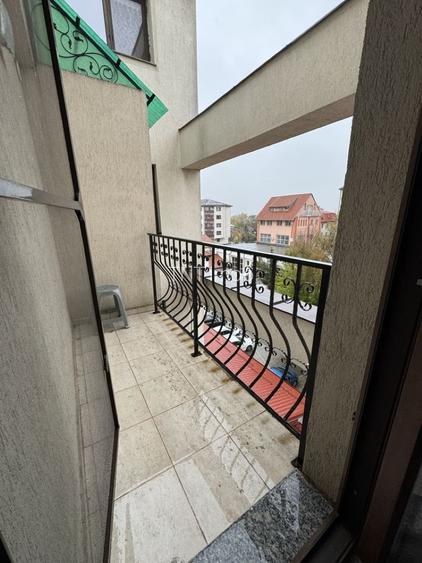 Apartament 2 camere | Decomandat | Vedere Mixta | Parcare | Dezrobirii - 6