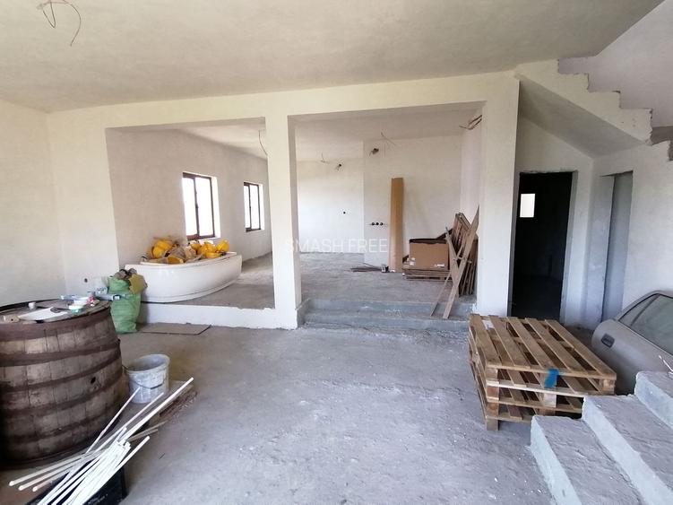 Casa P+1 - comuna 1 Decembrie - str. Victoriei - 4