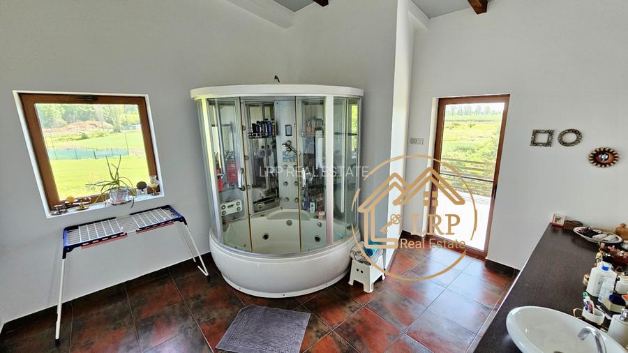 Ciolpani/Izvorani/Padurea Snagov-Vila 5 camere,P+1, 268mp utili, teren 1067mp - 28