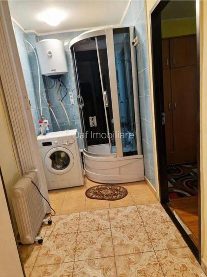 72000 euro - 2camere- gorjului 2 din4 - bloc 1979 -parcul liniei - 6