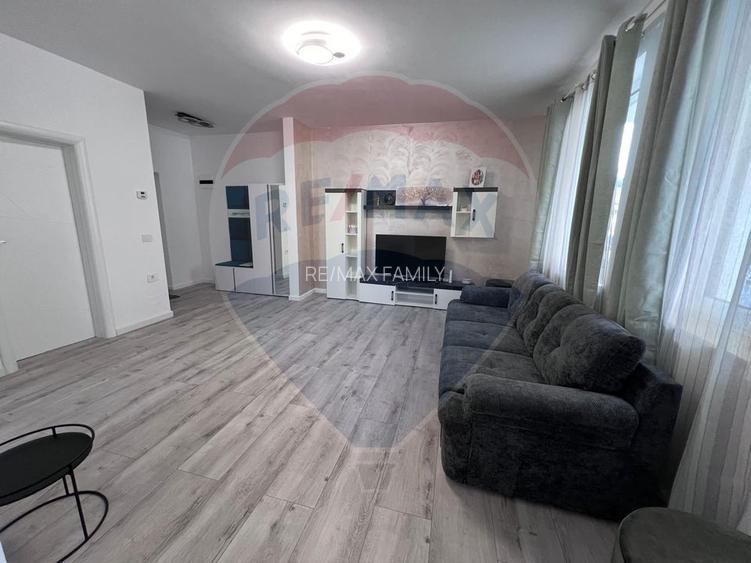 Apartament cu 2 camere de închiriat - 4