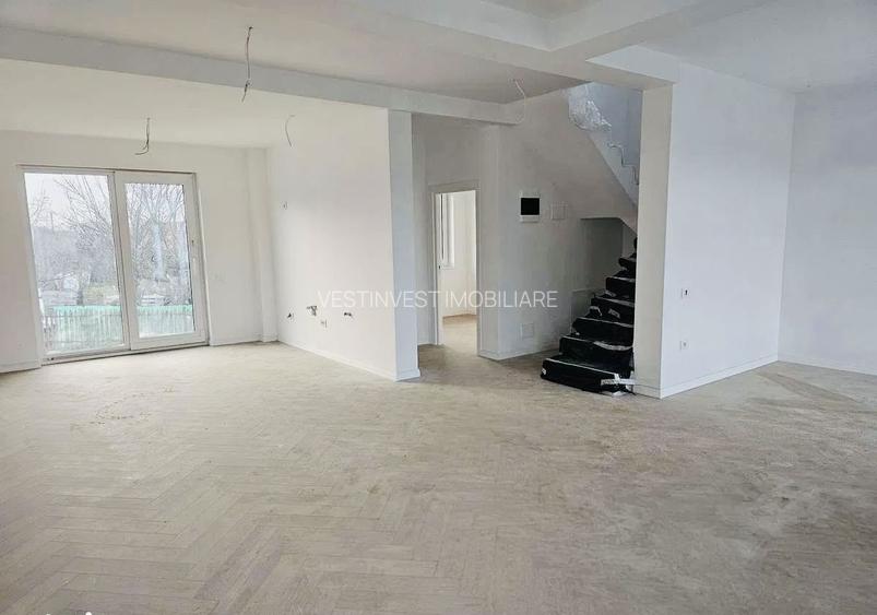 Casǎ Modernǎ în stil mediteanean zona Dealuri Oradea - 4