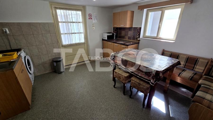 Casa individuala de vanzare 3 camere 2 bai 434mp teren Piata Cluj - 13