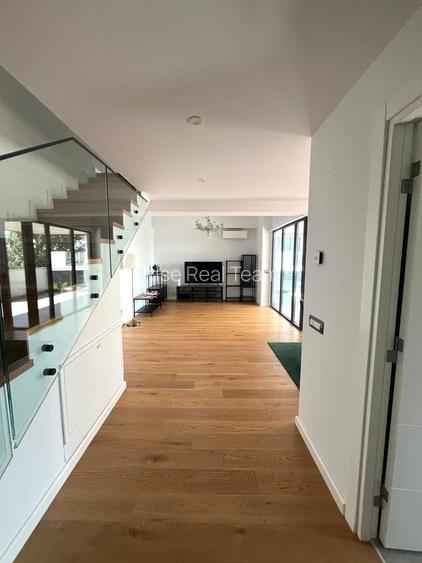 Apartament 4 camere tip duplex Sunset Lake Homes - 3