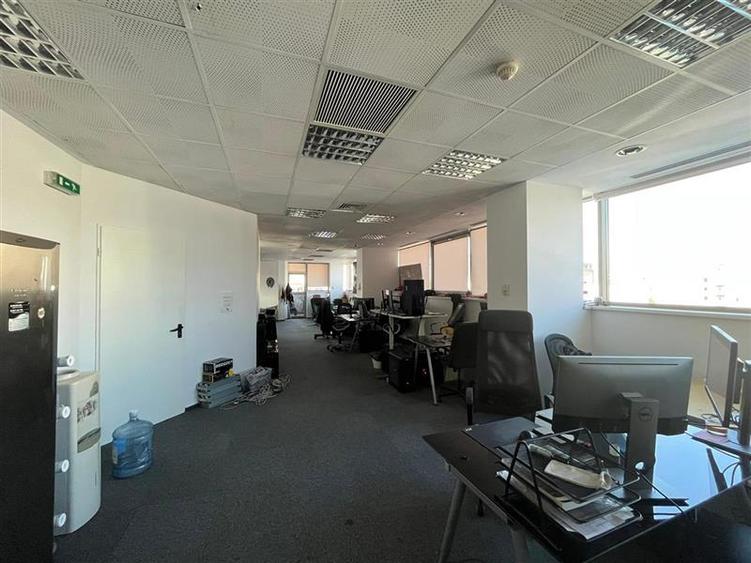 Inchiriere birouri Victory Business Center, zona Decebal - 370 mp