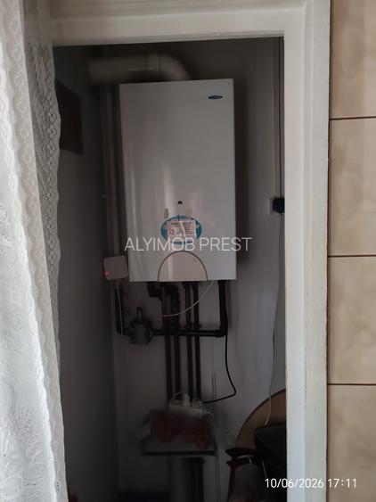 INCHIRIERE O CAMERA INTR-UN APARTAMENT DE 3 CAM BERCENI- RESITA
