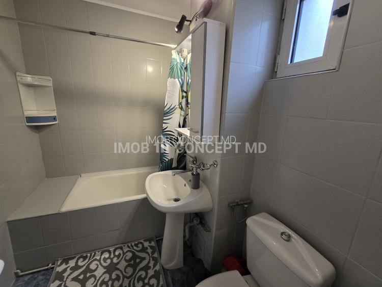 INCHIRIERE APARTAMENT 2 camere spatios in zona Republicii - 16