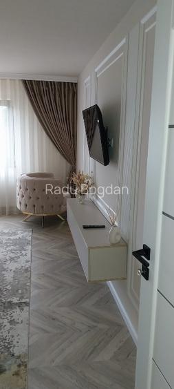 Casa premium cu suprafata mare de 290mp si curte spatioasa  - 2