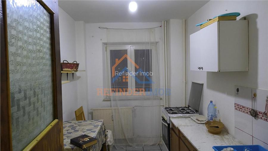 Apartament 2 camere decomandat etaj 3 bloc anvelopat - 12