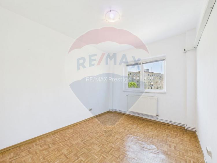 Apartament 3 camere, decomandat de vânzare în zona Aparatorii Patriei - 7