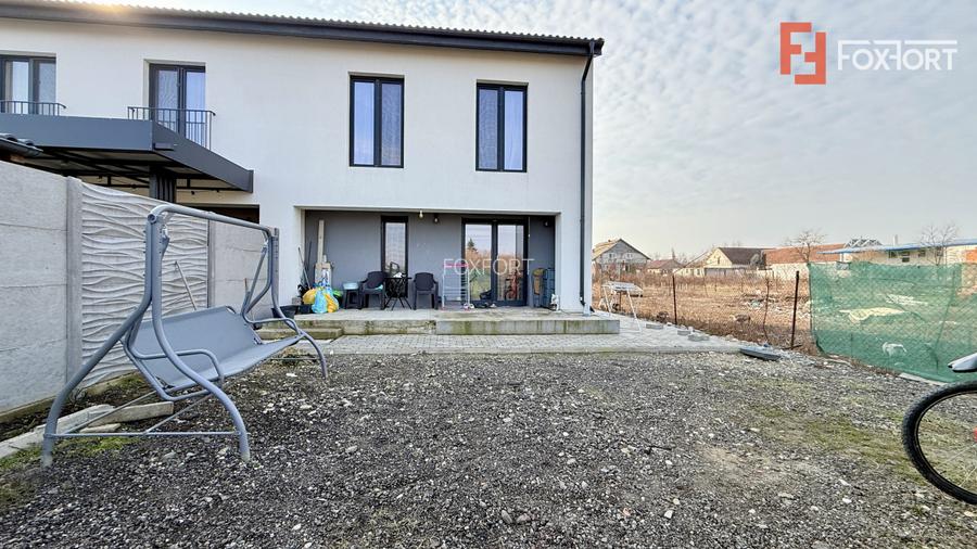 Duplex de vanzare in Sacalaz, 4 camere + 2 bai si toate utilitatile - 19