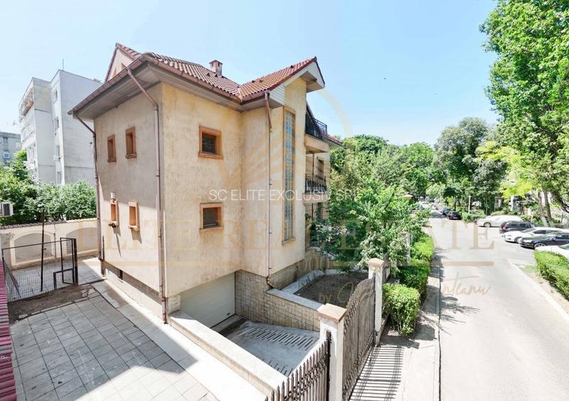 Vila premium ultracentrala, fara vecini, teren 377 mp, garaj! - 49