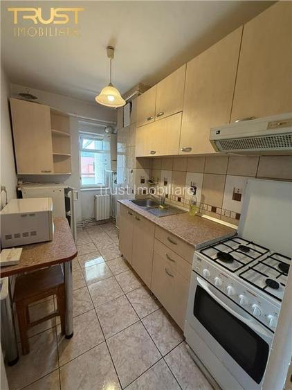 1 camera l Bloc Militar l 30 MP l Zona Mc.Donald - 5