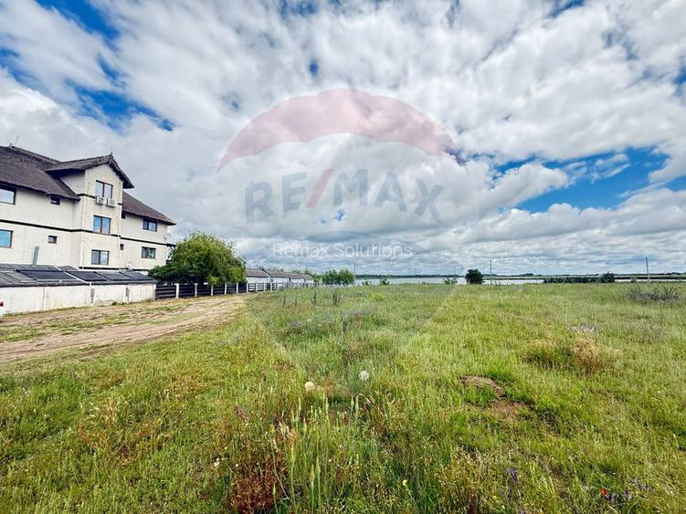 Teren intravilan de vânzare Pensiune Murighiol  Delta Dunării Tulcea - 2