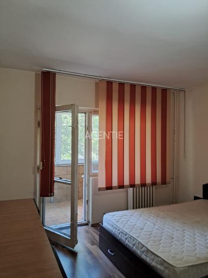 Rahova-strada Dunavat etaj 1/4 - 4