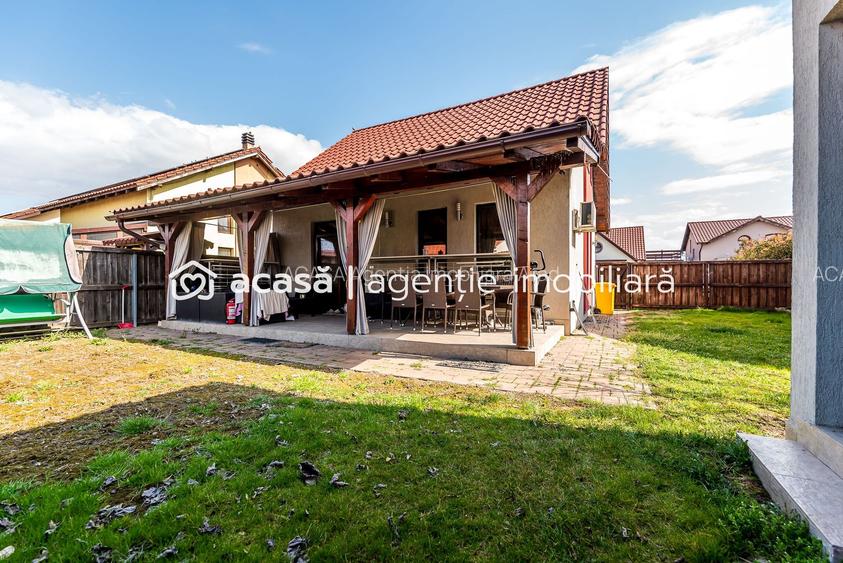 Casă 2 dormitoare în Westfield | 387 mp teren | P+M | curte + anexe - 14