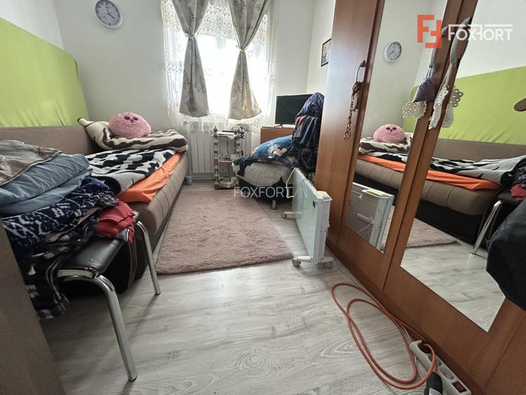 Apartament de vanzare cu 3 camere, la parter - zona Sag - 11