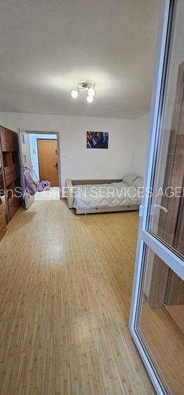 Metrou Favorit, proaspat renovata - 6