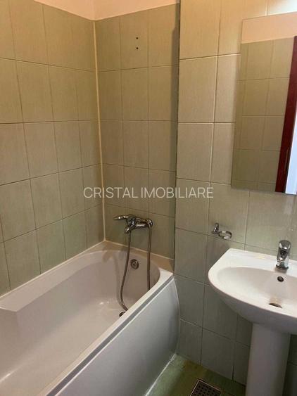 Vanzare garsoniera cu parcare in Titan, posibilitate investitie - 5