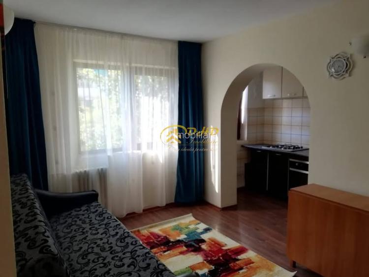 Apartament 3 camere, Podu Ros. - 4