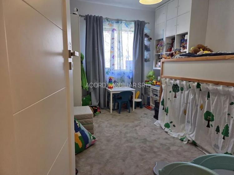 Soveja stradal-apartament 3 camere finisat modern - 9