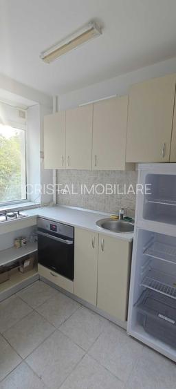 Închiriere Garsonieră 32 mp, renovată integral 2023, etaj 2, balcon, Sector 3 - 4