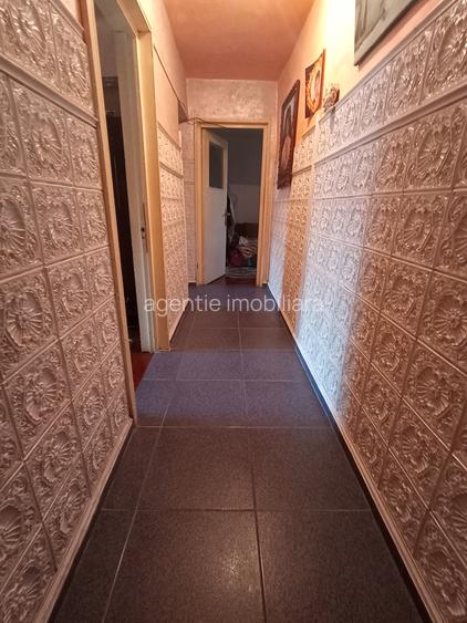 Apartament 4 camere, decomandat – Zonă Tomis Nord (Cireșica - 6