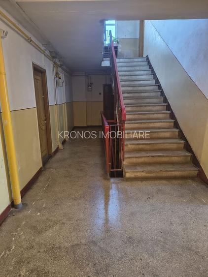 OCAZIE |EXCLUSIV  !GARA  3 CAMERE , 2 BALCOANE,LIBER  79 MP PRET 149000 EURO - 31