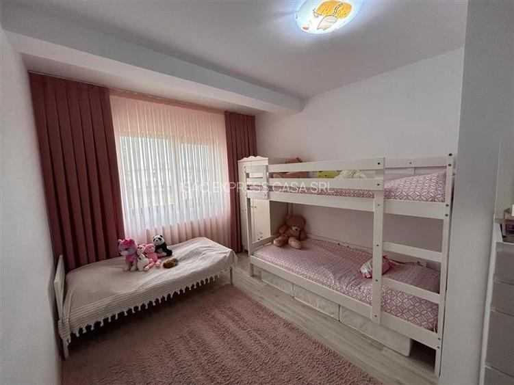 Te muti fara investitii: casa tip duplex si curte amenajata in Valea Lupului - 15