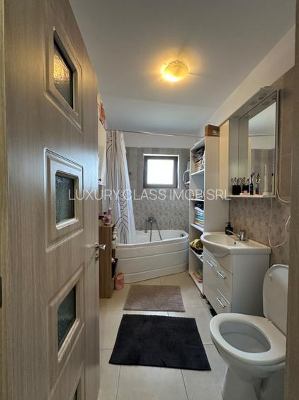 Apartament 3 camere 2 bai/Cartierul Independentei strada Gliei - 4