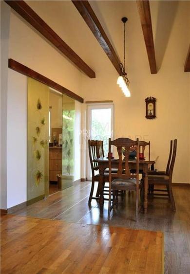 GIROC - INDIVIDUALA - Pe parter - 5 Camere - Dressing - 4