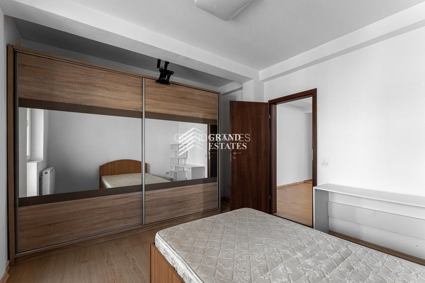 Apartament cu 3 camere | 71,5 mp utili | Drumul Fermei | Loc de parcare inclus - 10