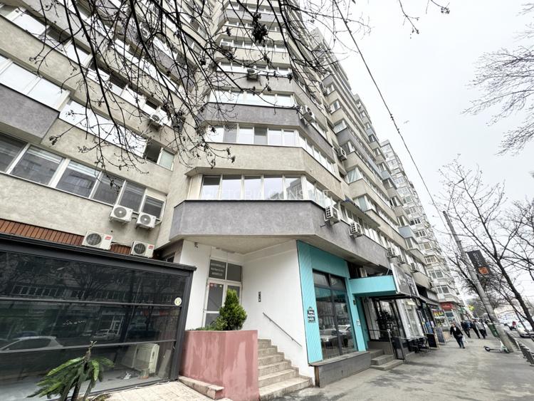 Apartament cu 4 camere, nemobilat, balcoane generoase | in Zona Piata Victoriei - 21