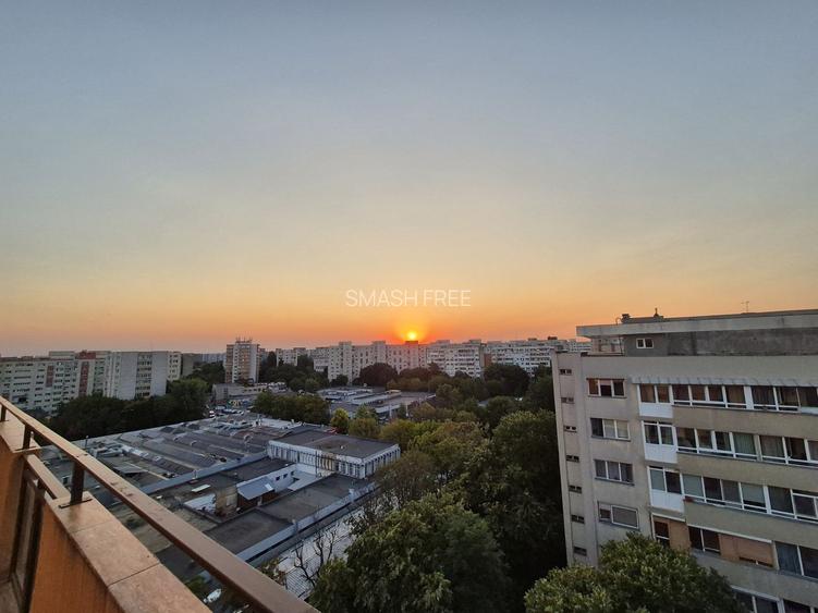 Penthouse 104,97 mp + 192,81 mp terase - piata Sudului - 18