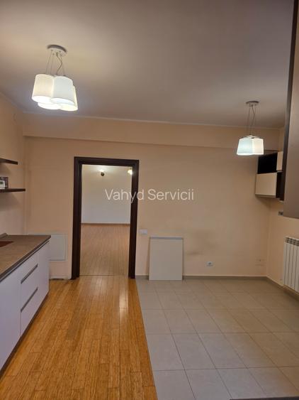 Polona, b dul Dacia - 30