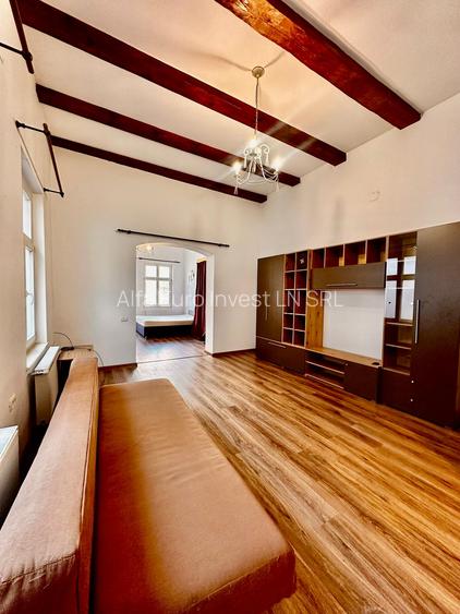 Casa + Spatiu Comercial  * Central * Brasov * - 3