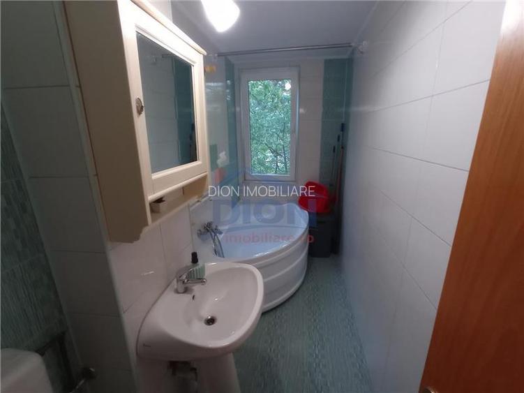 Gasoniera moderna ,  strada Izvorul Oltului - 19