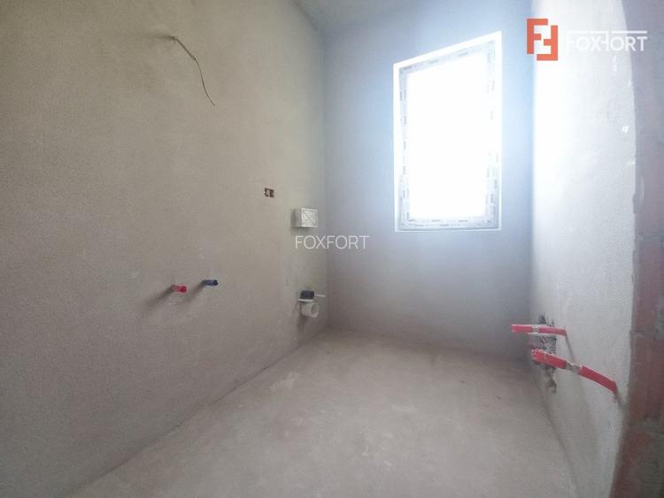 Duplex 4 camere despartit prin perete dublu - Giroc - ID V3463 - 13