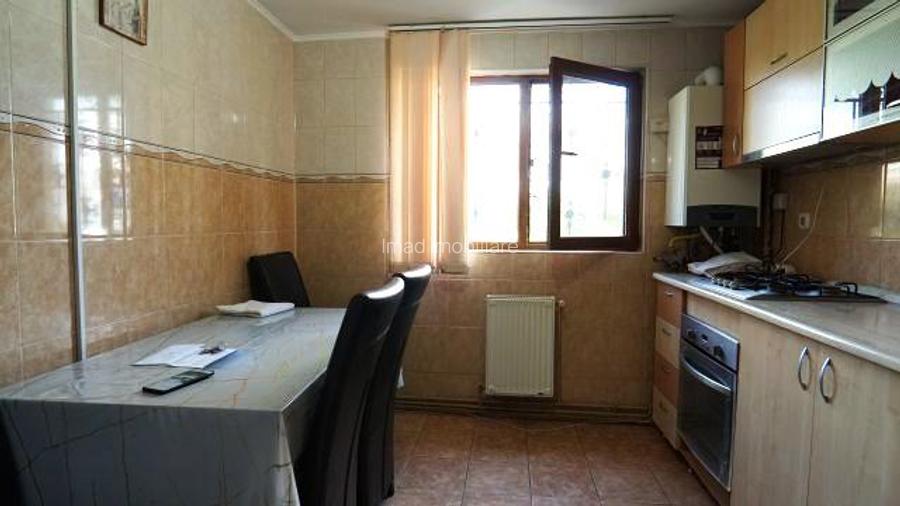 Parter, zona linistita! Inchiriere apart cu 2 camere in Targoviste -Micro 11. - 6