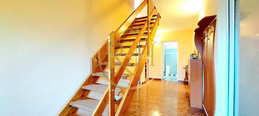 Oferim spre vanzare casa, 6camere, 162mp utili,809mp teren,in Giroc 0% Comision - 19