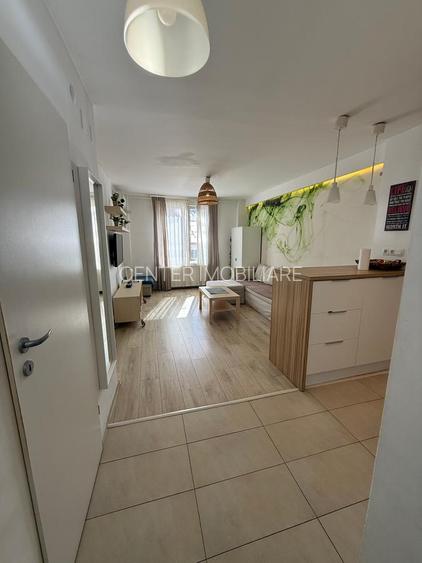 UNIVERSITATE, 2 camere, etaj 4, 50 mp, centrala proprie, mobilat, renovat - 35
